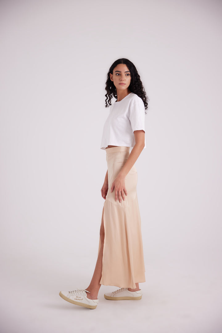 Beige satin side slit skirt